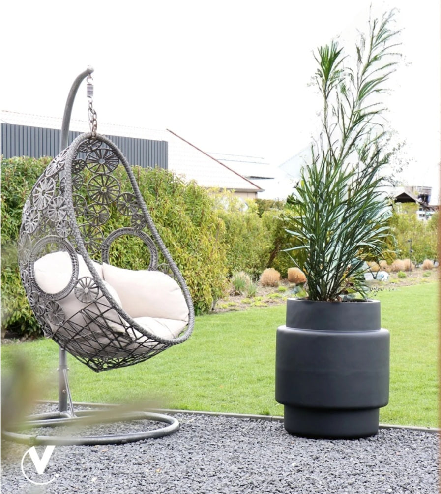 Billund Big Vaas Black 60x70cm